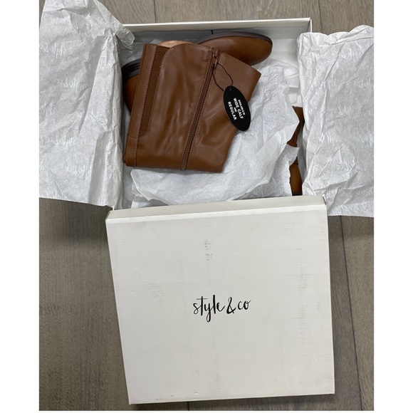 Kindell Faux Leather Round Toe Riding Boots NWB! - Picture 9 of 10